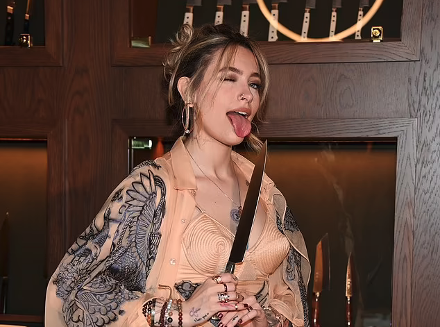 Paris Jackson turns up the heat in a Madonna-inspired cone bra with sheer  gown as she joins a VERY leggy Kate Beckinsale at star-studded Las Vegas  restaurant launch - Carver Road